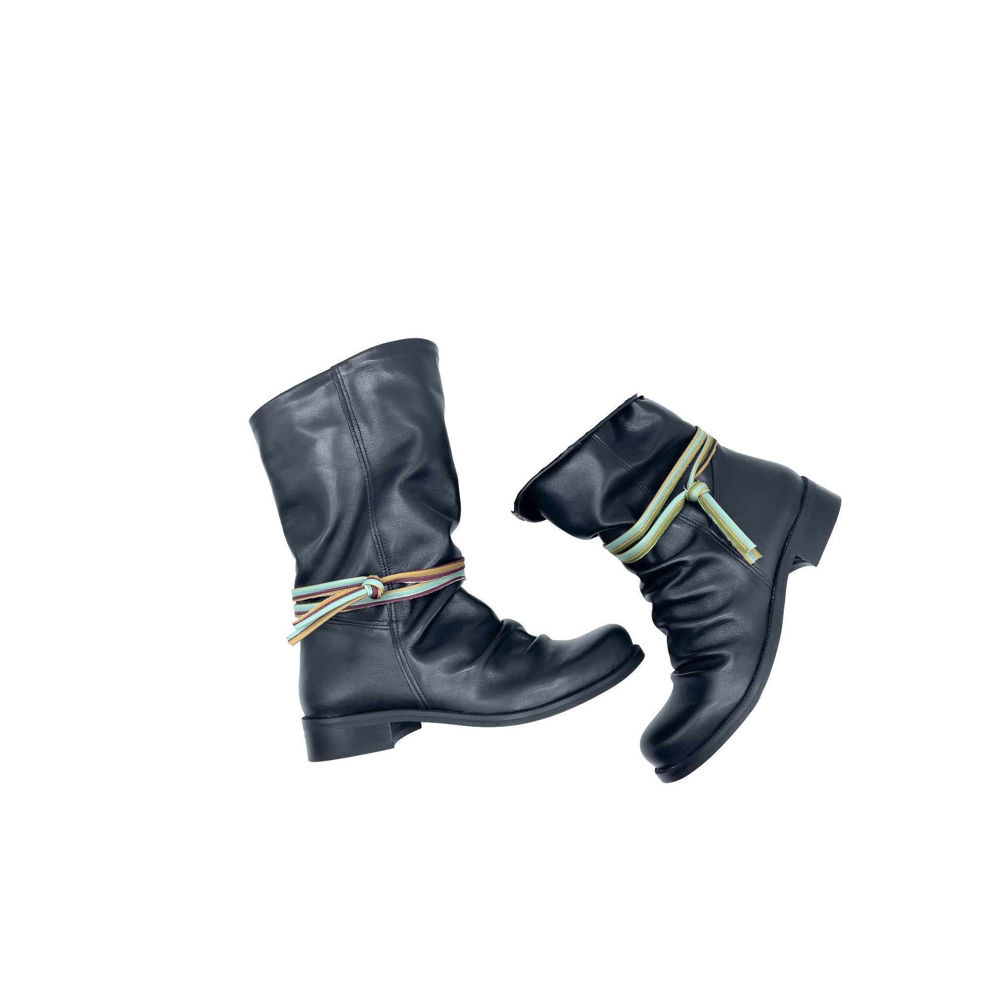 BEATRICE Stiefel aus NUBUKLEDER mit Spitze